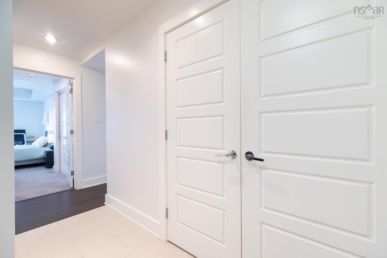 205 31 Kings Wharf Place, Dartmouth, NS