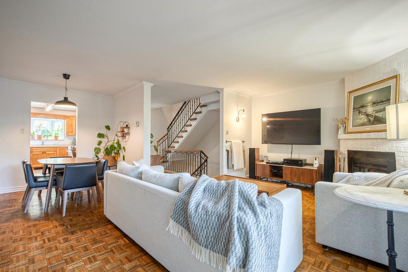 Living room - 118Z Place De Fontainebleau, Saint-Lambert, QC