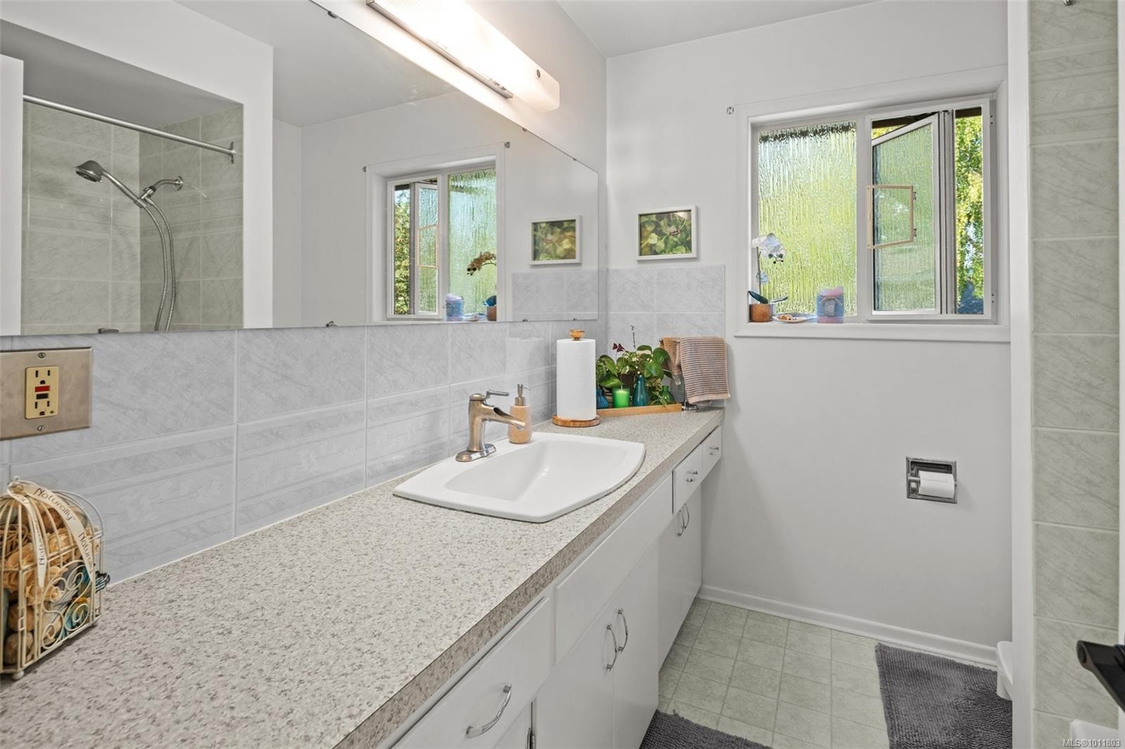 3940 Oakdale Pl, Saanich, BC