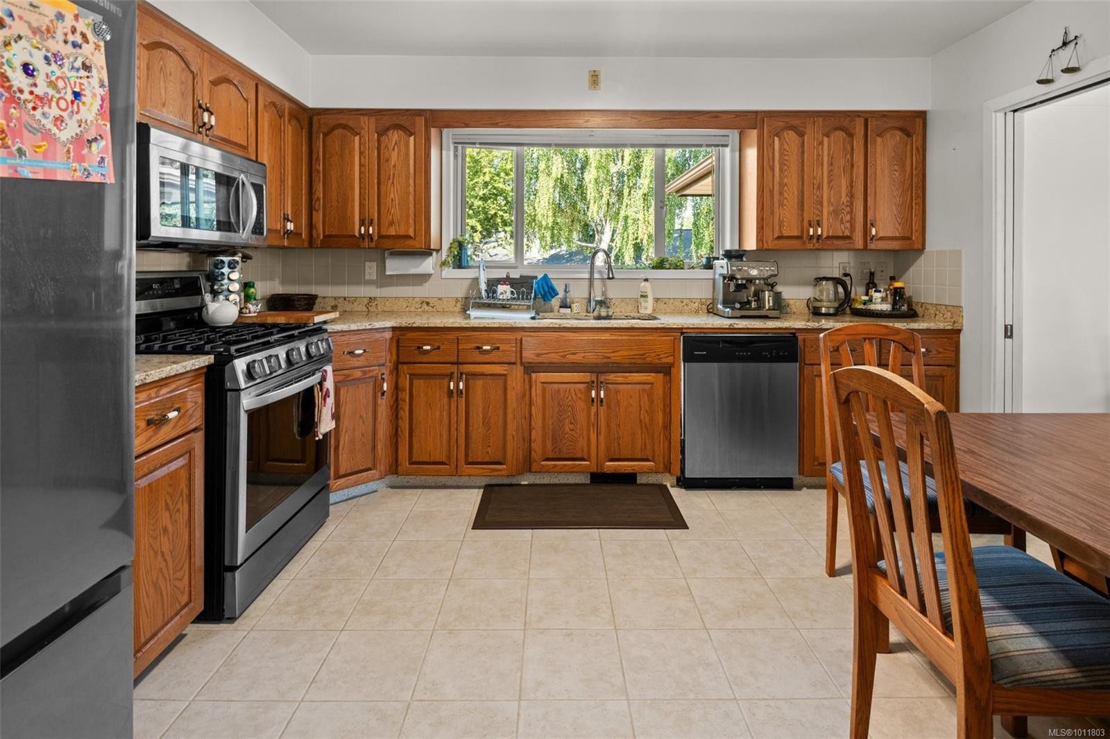 3940 Oakdale Pl, Saanich, BC