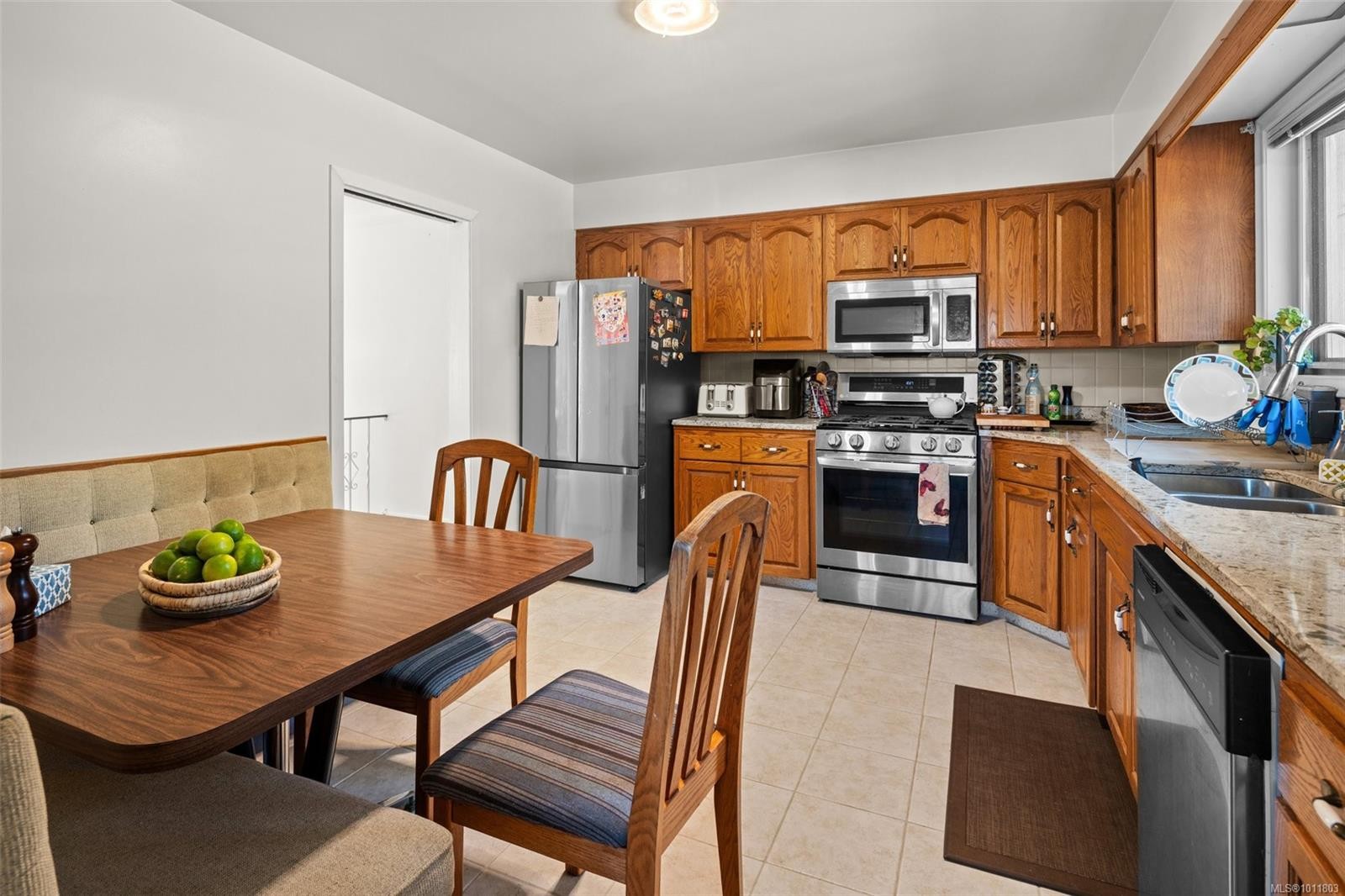 3940 Oakdale Pl, Saanich, BC