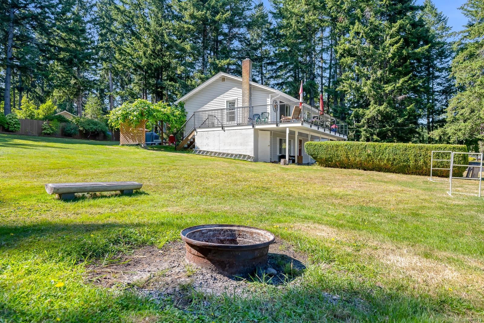 1927 Wilson Rd, Courtenay, BC