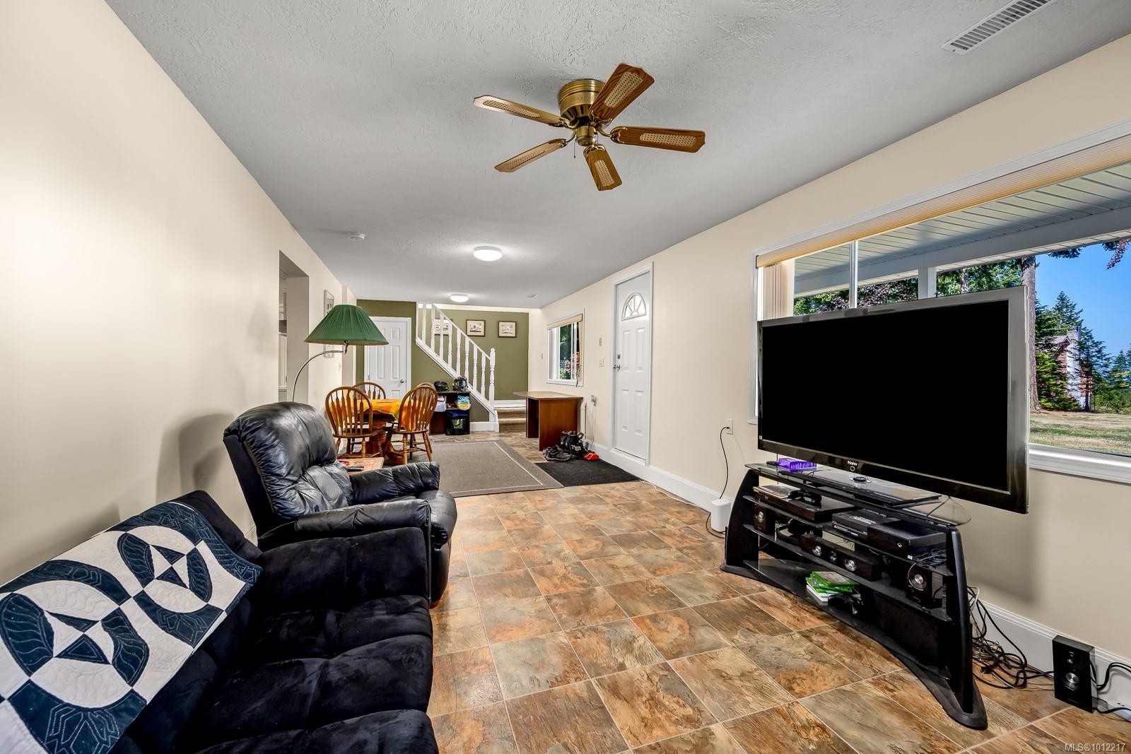 1927 Wilson Rd, Courtenay, BC