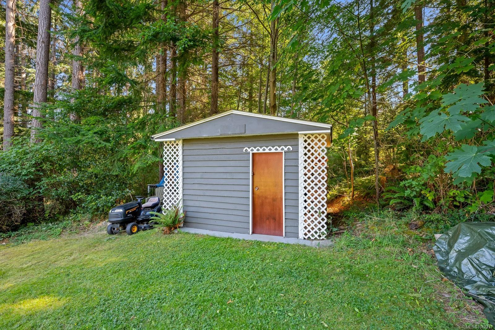 1927 Wilson Rd, Courtenay, BC