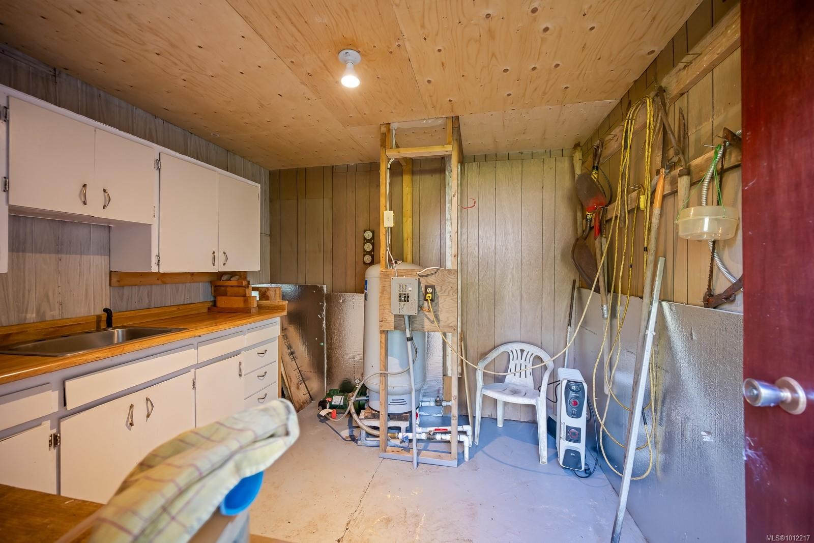 1927 Wilson Rd, Courtenay, BC