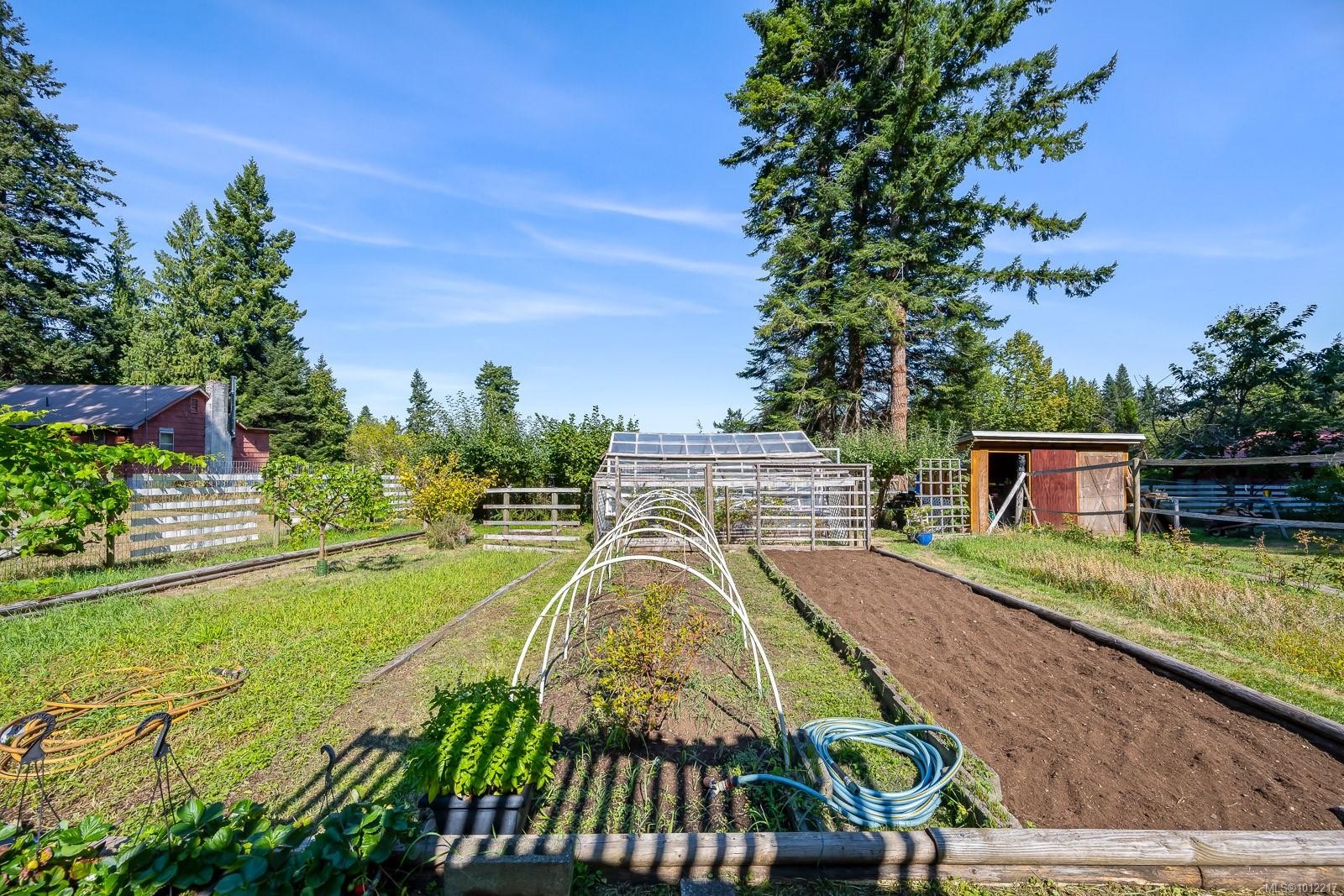 1927 Wilson Rd, Courtenay, BC