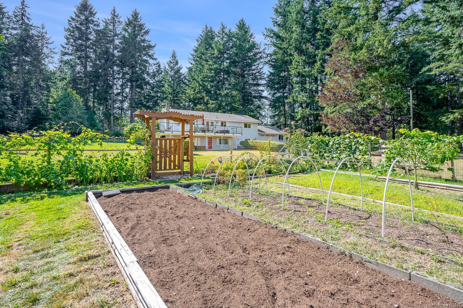 1927 Wilson Rd, Courtenay, BC