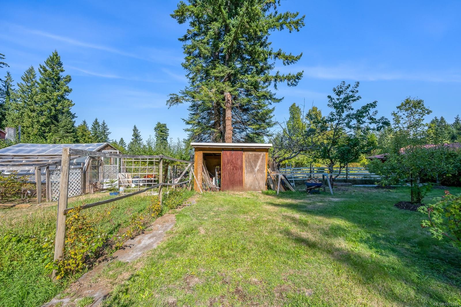 1927 Wilson Rd, Courtenay, BC