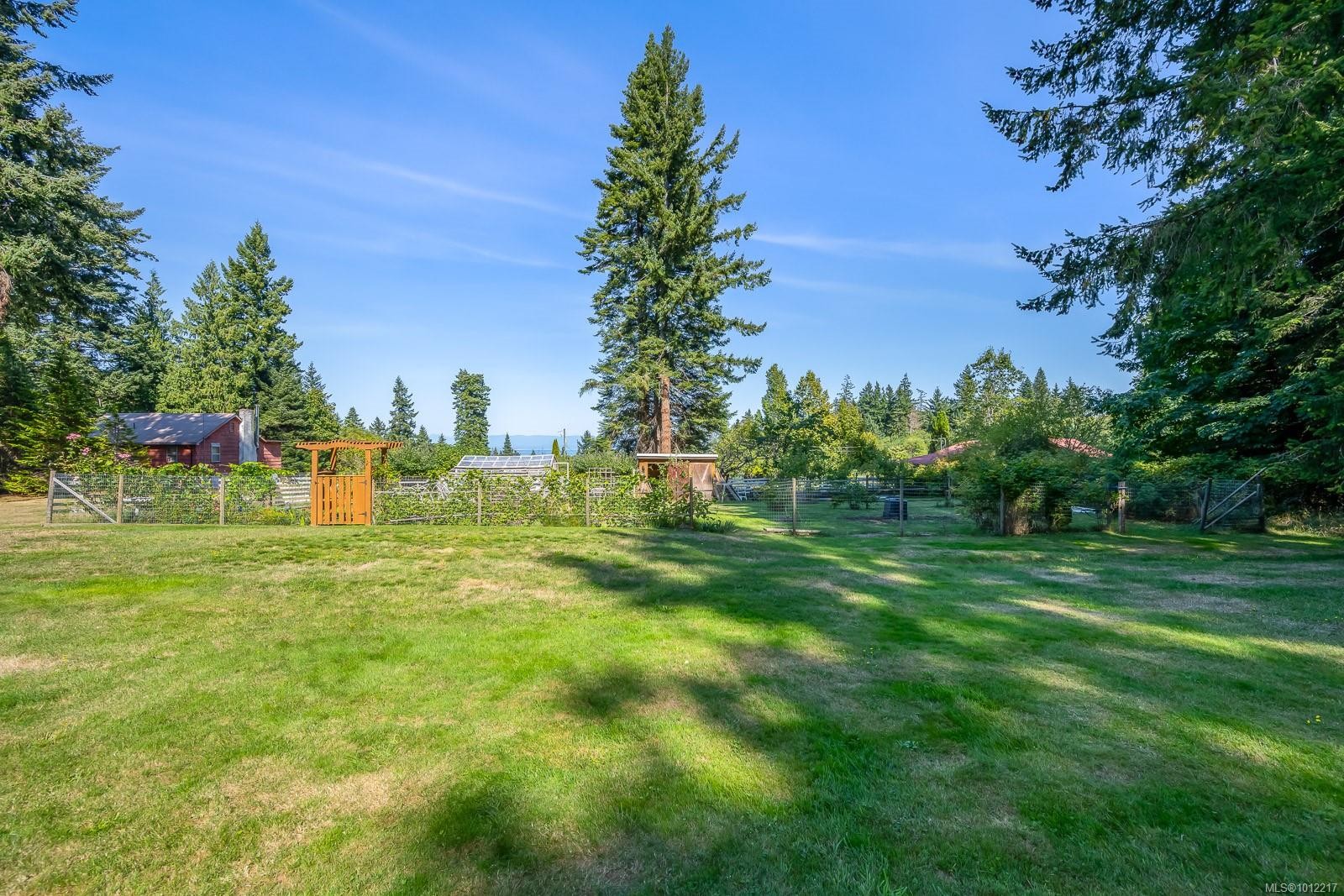 1927 Wilson Rd, Courtenay, BC