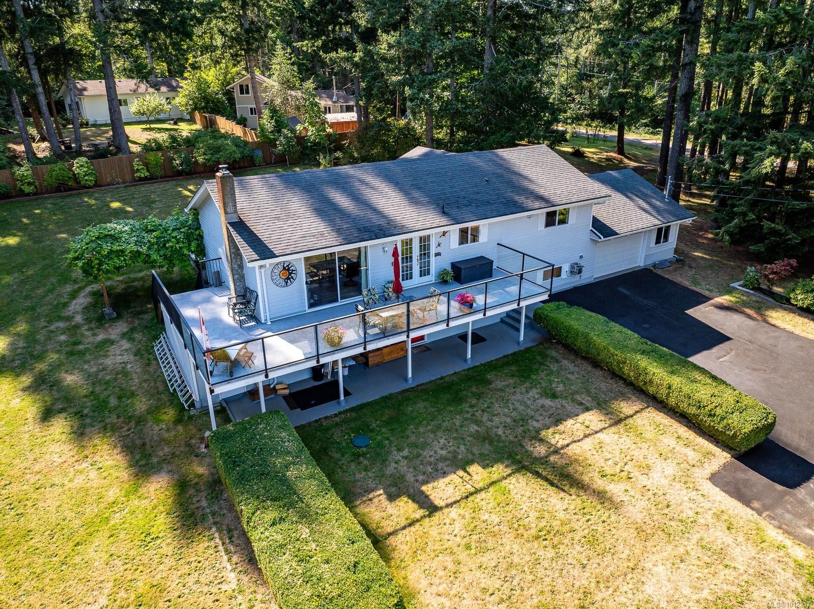 1927 Wilson Rd, Courtenay, BC