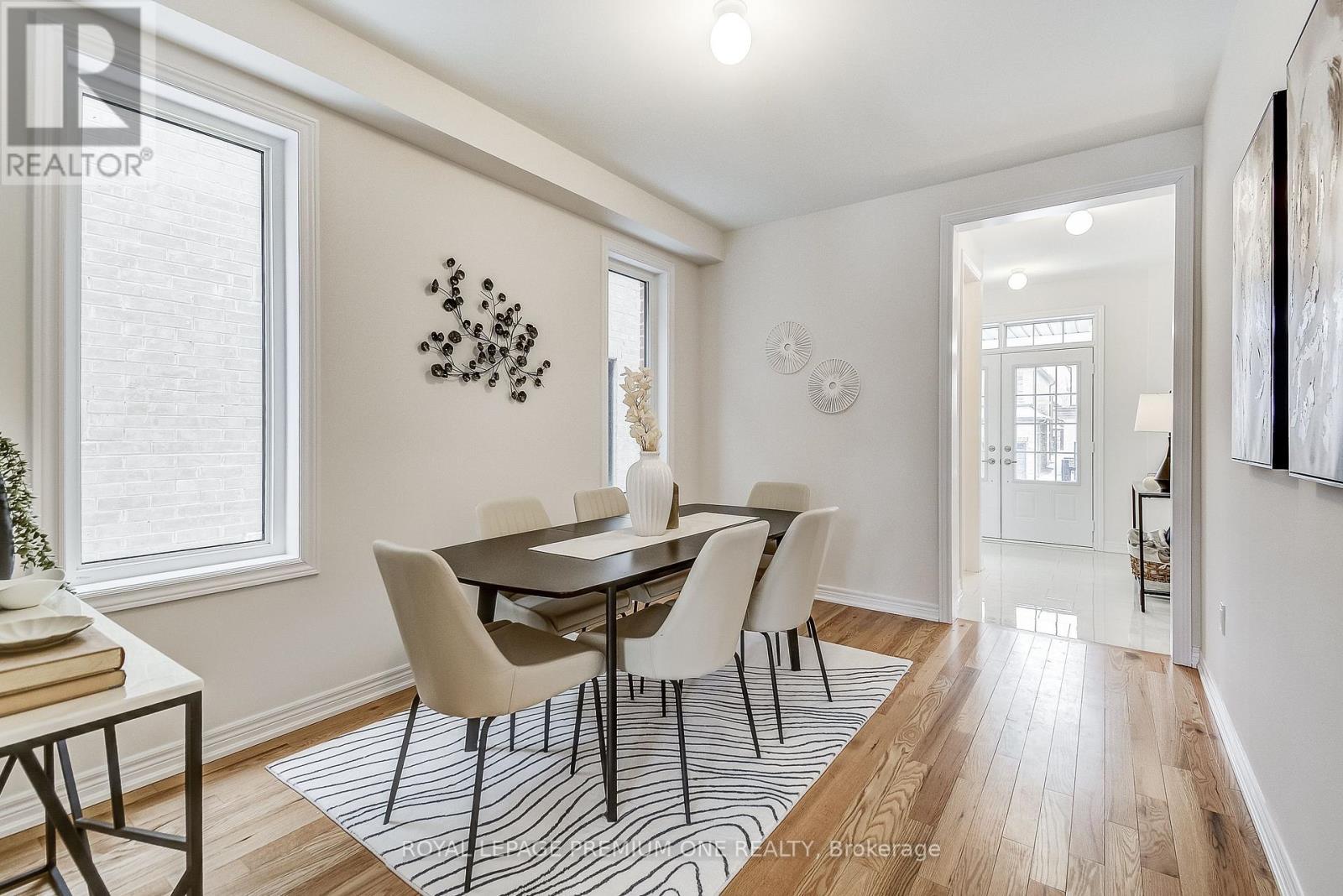 440 Kennedy Circle, Milton, ON - Indoor Photo Showing Dining Room