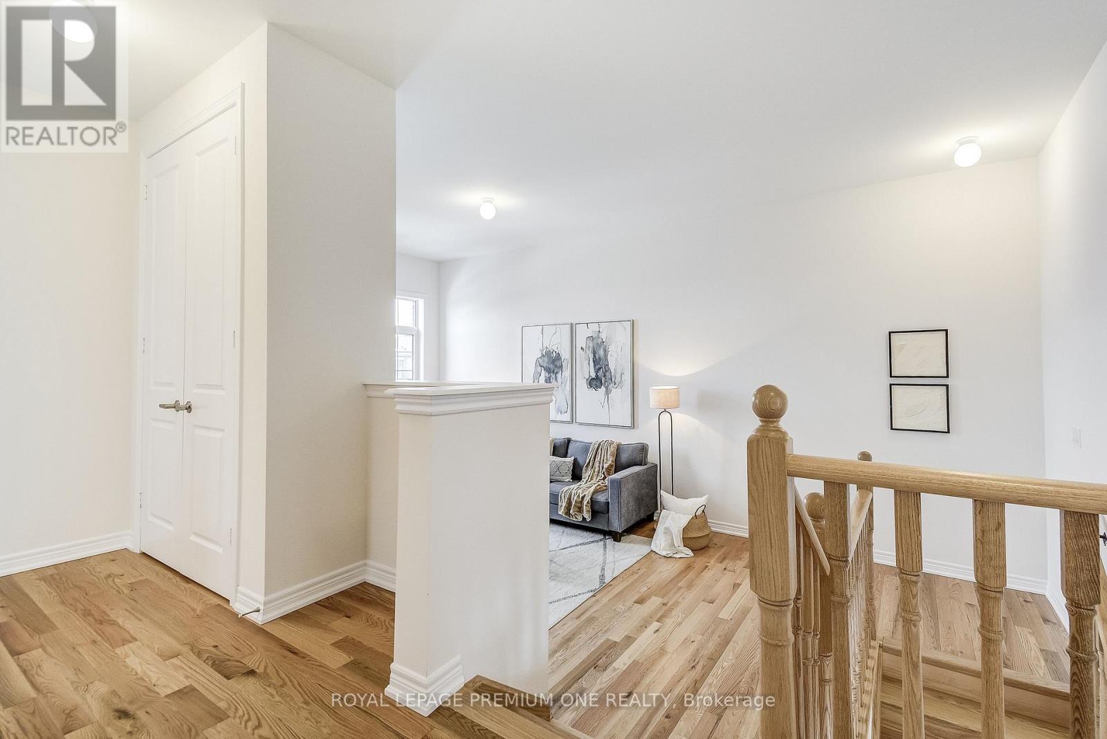 440 Kennedy Circle, Milton, ON - Indoor Photo Showing Other Room