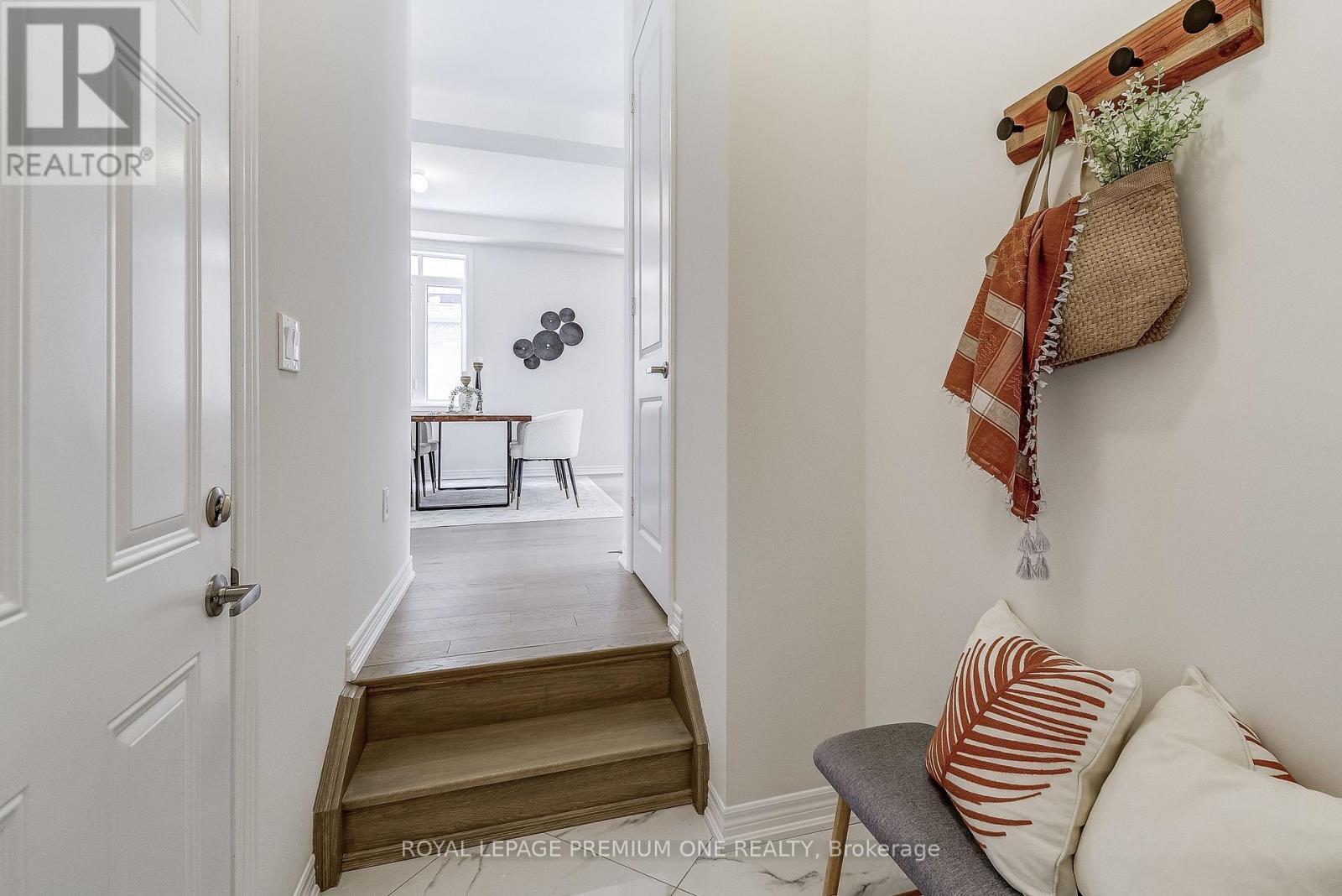 884 Plum Place, Milton, ON - Indoor Photo Showing Other Room