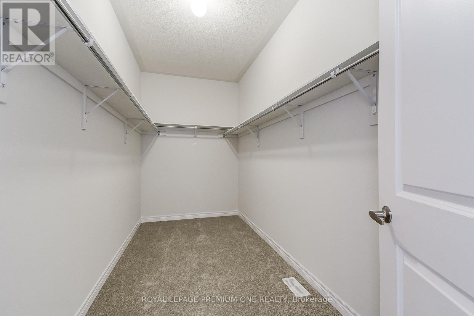 884 Plum Place, Milton, ON - Indoor With Storage