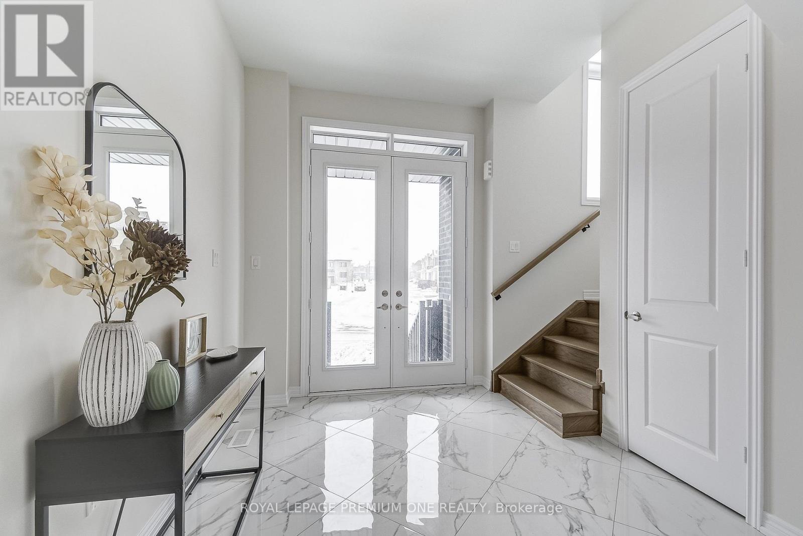 884 Plum Place, Milton, ON - Indoor Photo Showing Other Room