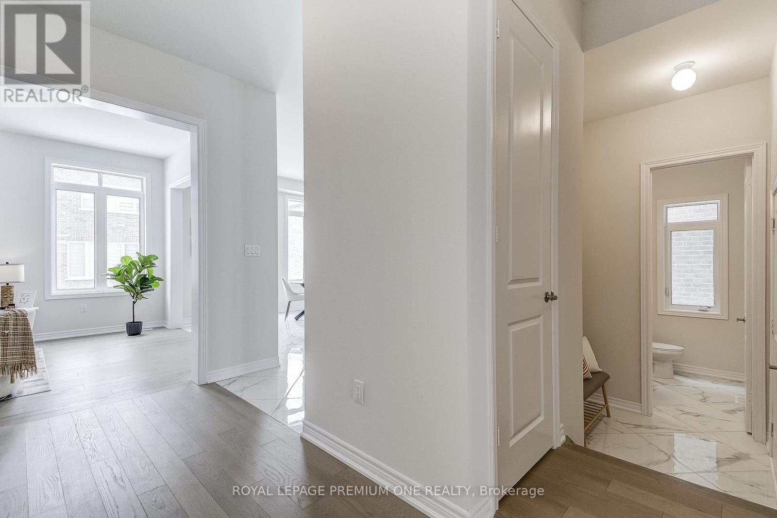 884 Plum Place, Milton, ON - Indoor Photo Showing Other Room