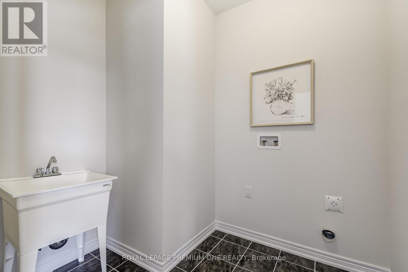 884 Plum Place, Milton, ON - Indoor Photo Showing Other Room