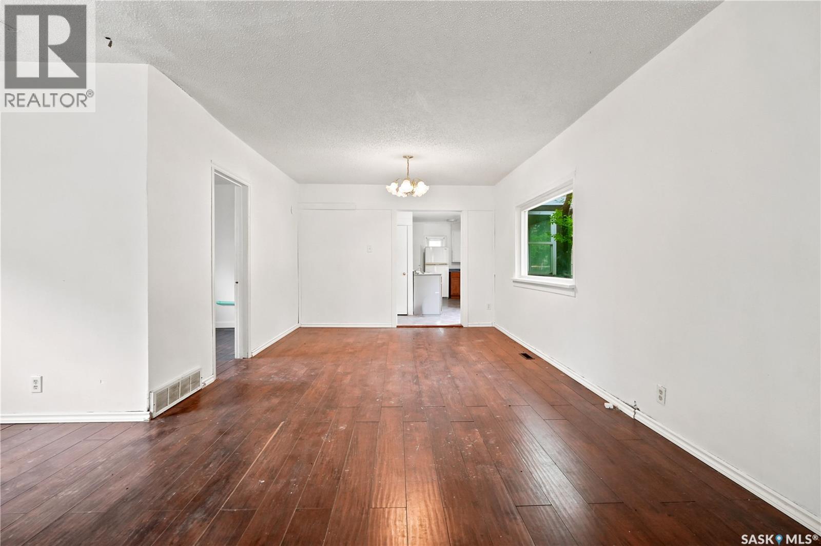 311 3Rd Street, Chaplin, SK