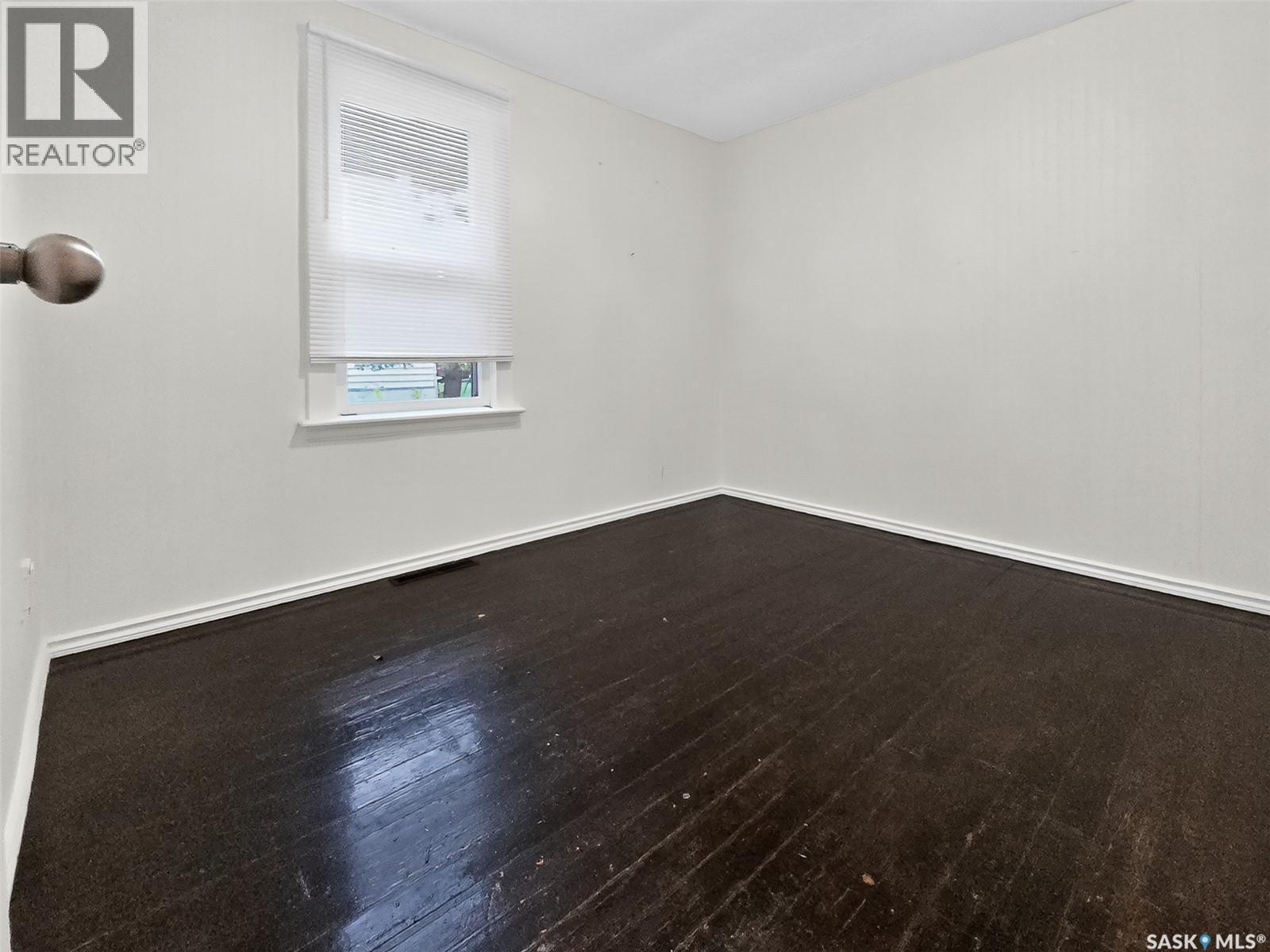 140 1St Avenue, Chaplin, SK - Indoor Photo Showing Other Room