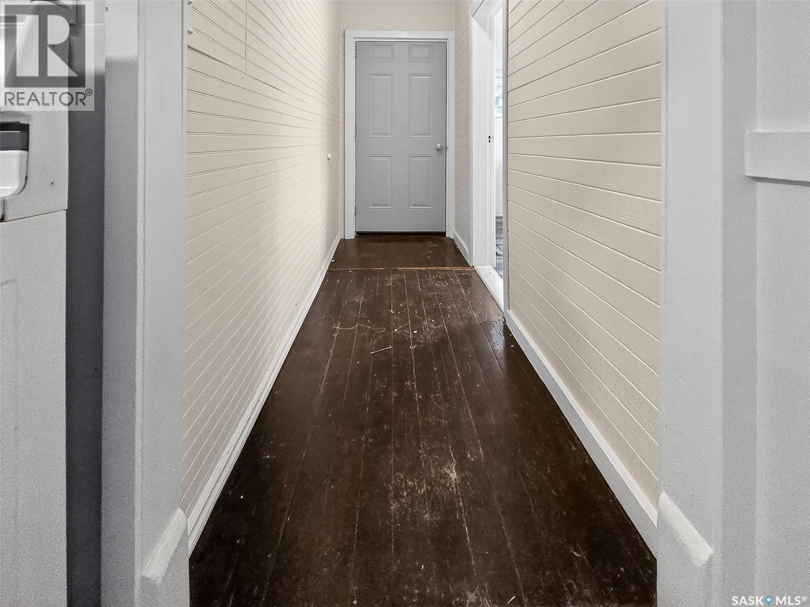 140 1St Avenue, Chaplin, SK - Indoor Photo Showing Other Room