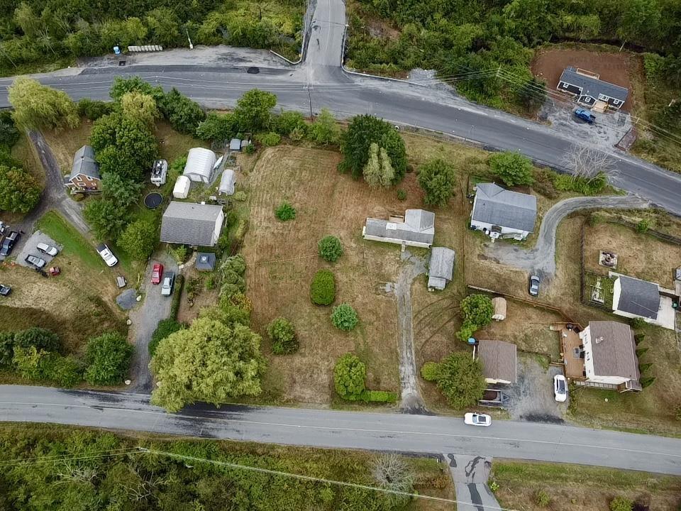 22 Old Halifax Road W, Three Mile Plains, NS