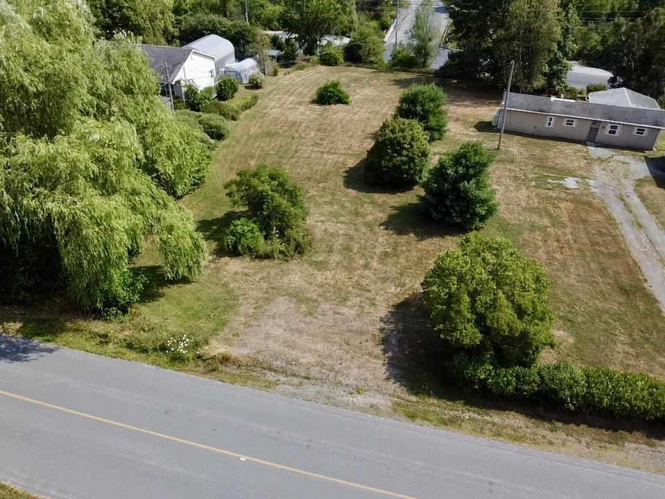 22 Old Halifax Road W, Three Mile Plains, NS