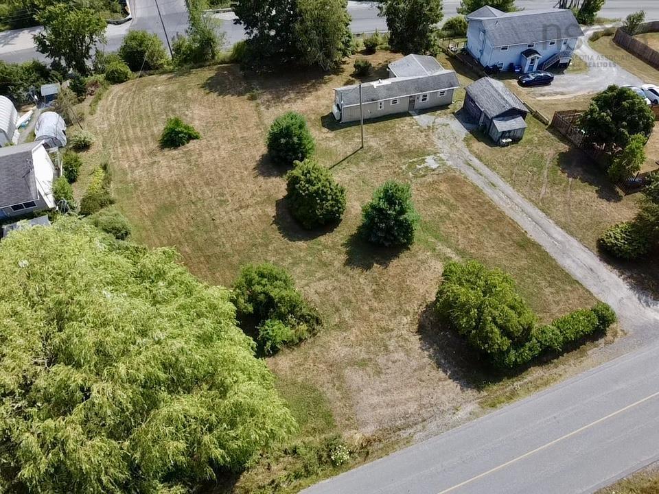 22 Old Halifax Road W, Three Mile Plains, NS