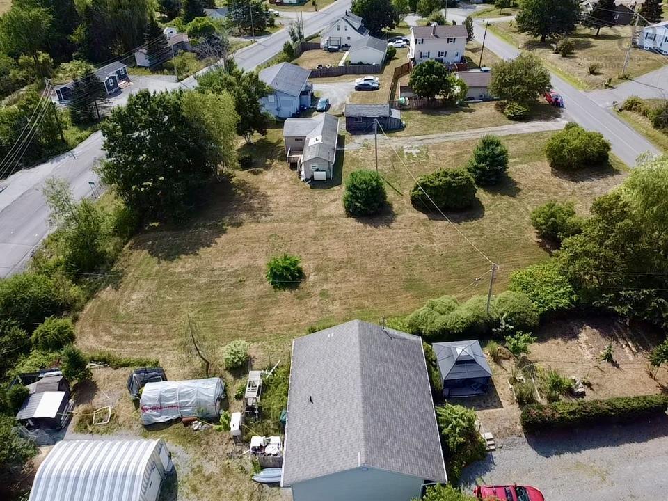 22 Old Halifax Road W, Three Mile Plains, NS