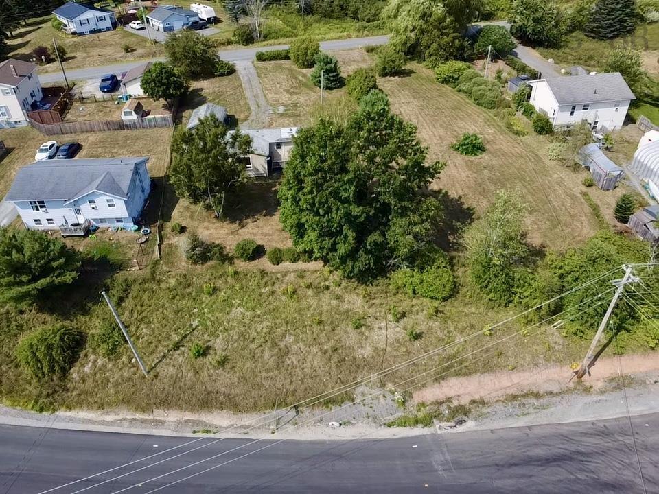 22 Old Halifax Road W, Three Mile Plains, NS