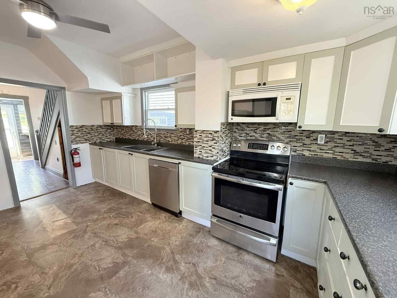 22 Rodney Road, Dartmouth, NS