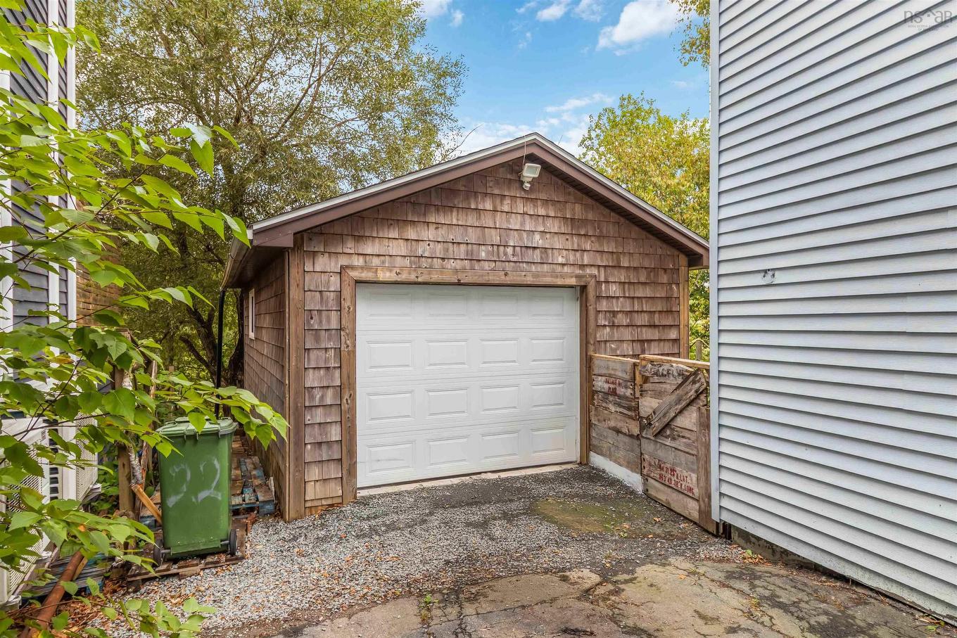 22 Rodney Road, Dartmouth, NS