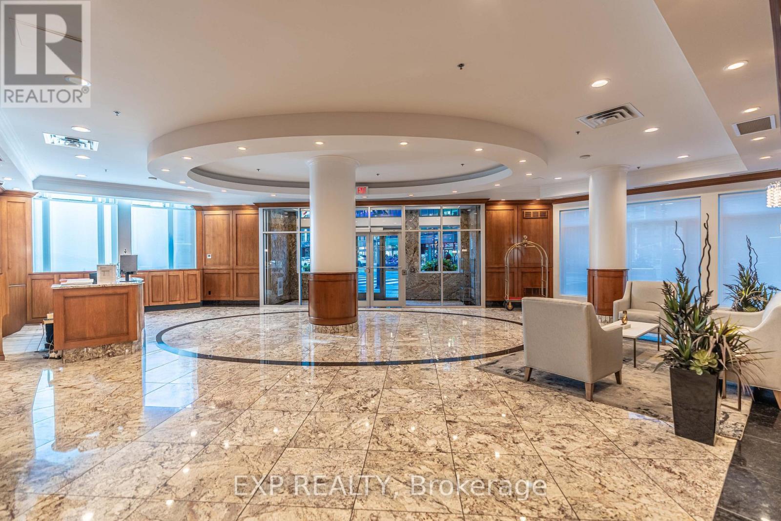 2308 - 242 Rideau Street, Ottawa, ON - Indoor Photo Showing Other Room