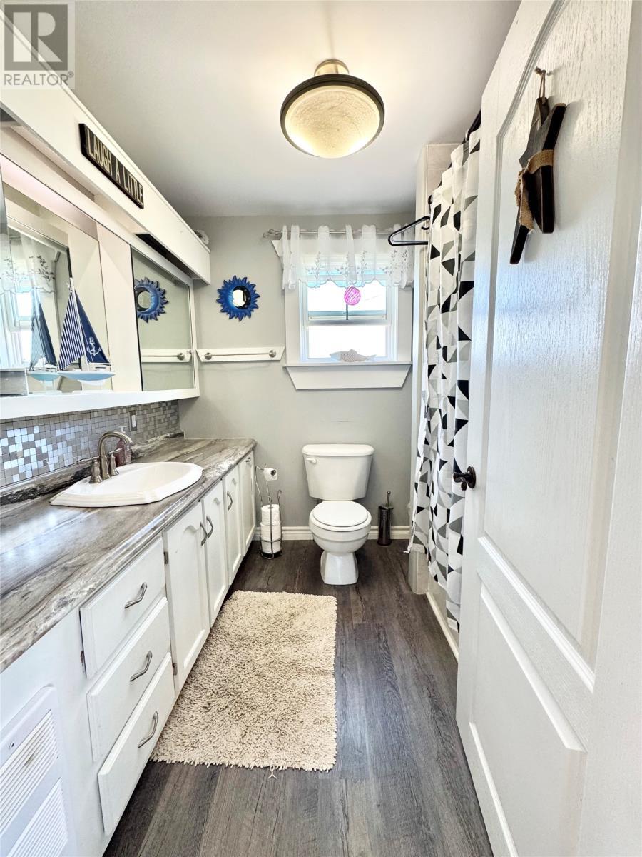 40 Main Street, Twillingate, NL - Indoor Photo Showing Bathroom
