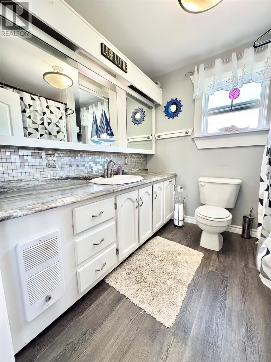 40 Main Street, Twillingate, NL - Indoor Photo Showing Bathroom
