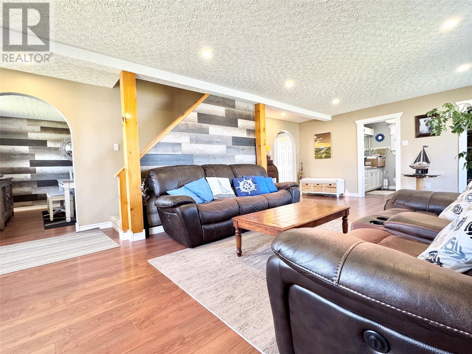 40 Main Street, Twillingate, NL - Indoor Photo Showing Living Room
