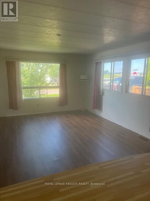 32 Pineview Avenue, Malahide (Lyons), ON