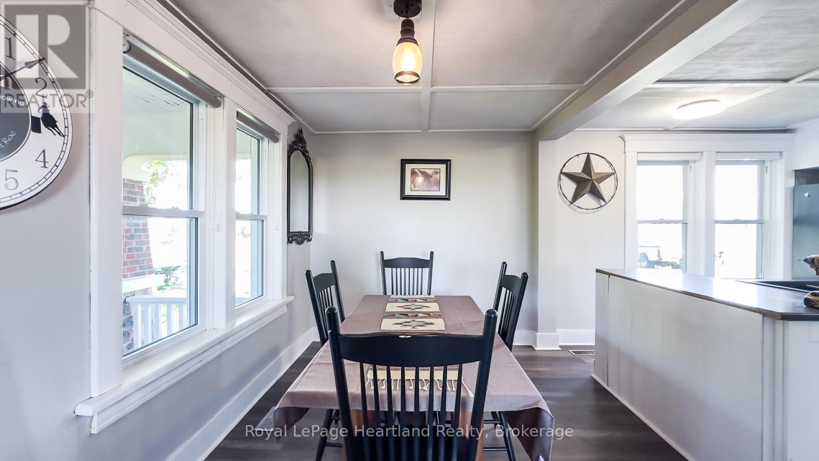 82376 Bluewater Highway, Ashfield-Colborne-Wawanosh (Colborne), ON - Indoor Photo Showing Dining Room