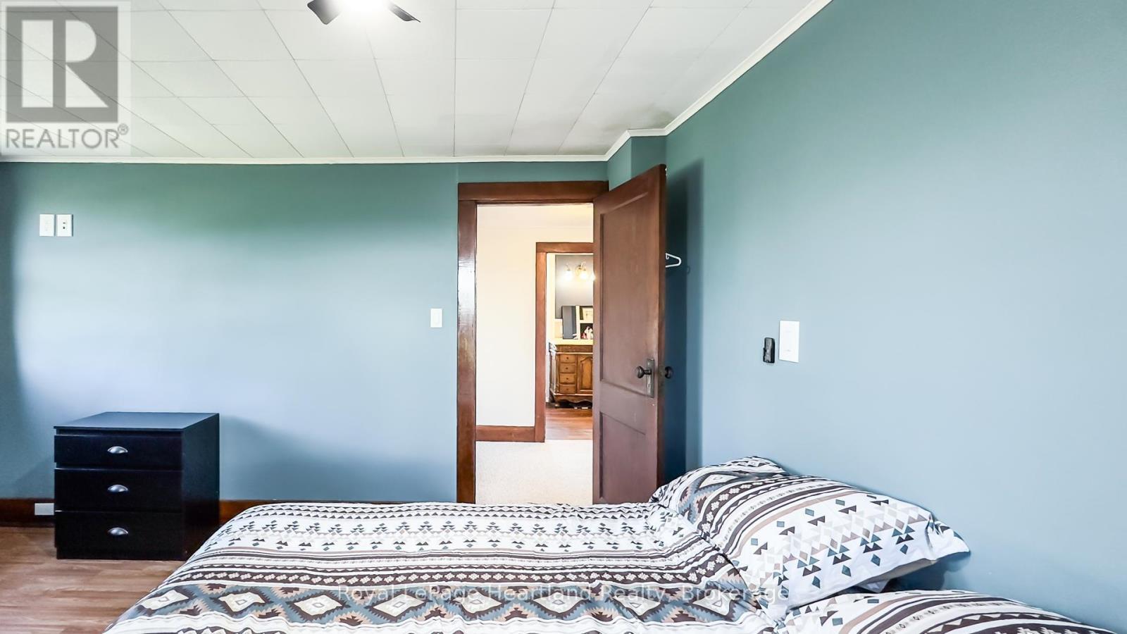 82376 Bluewater Highway, Ashfield-Colborne-Wawanosh (Colborne), ON - Indoor Photo Showing Bedroom