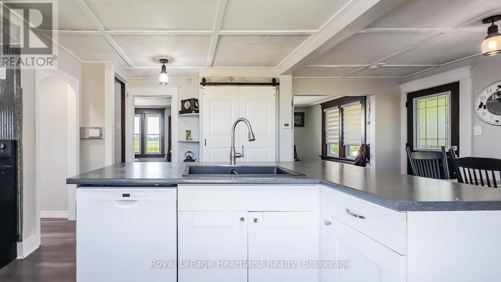 82376 Bluewater Highway, Ashfield-Colborne-Wawanosh (Colborne), ON - Indoor Photo Showing Kitchen With Double Sink