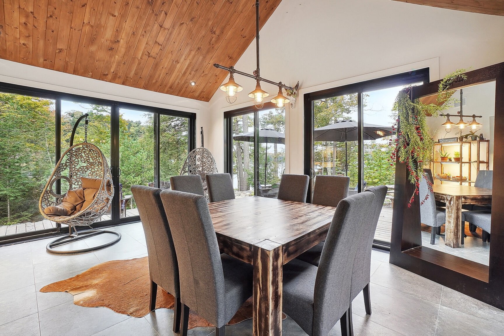 Salle à manger - 2 Route 329, Gore, QC - Indoor Photo Showing Dining Room