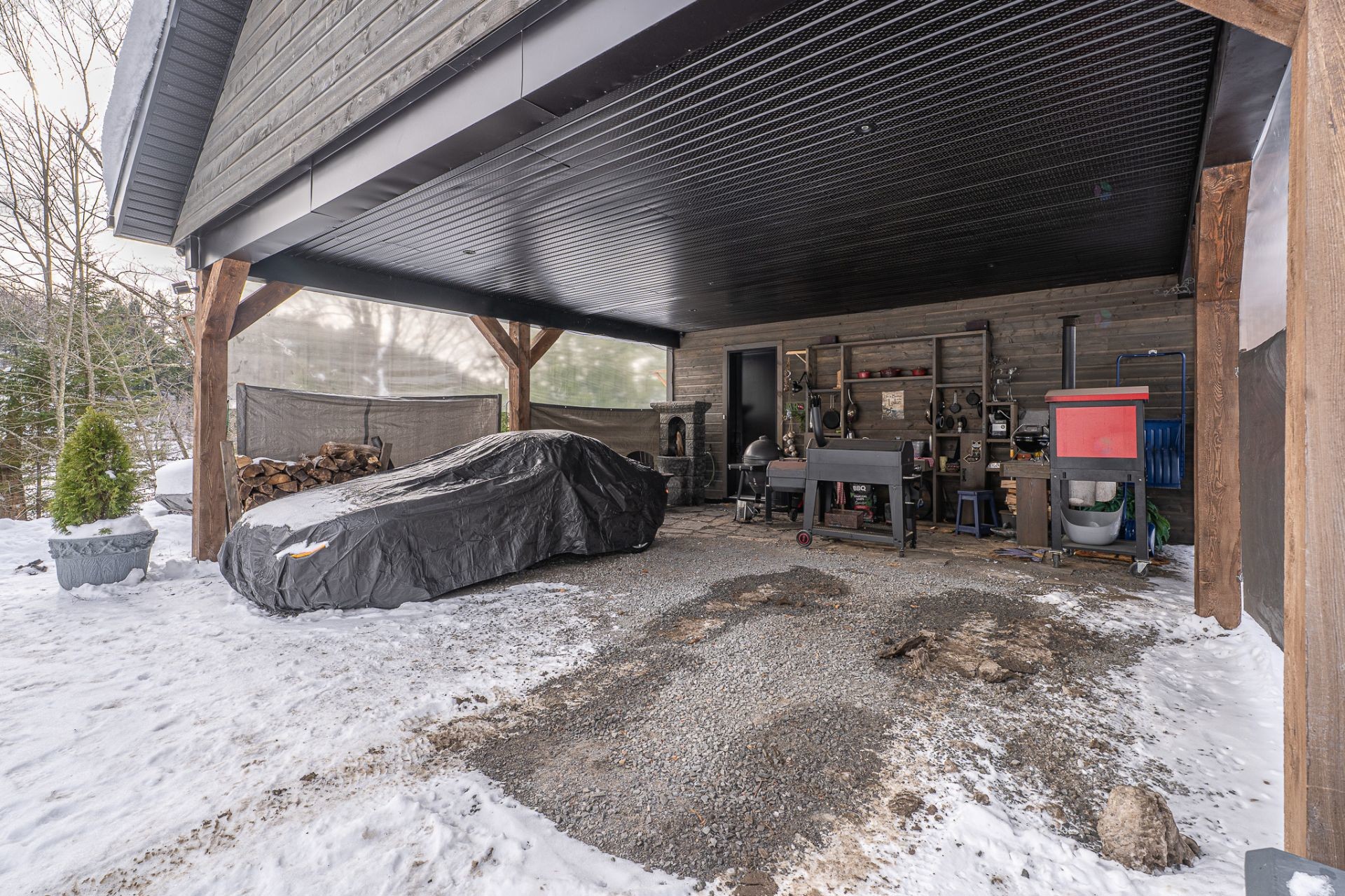 Garage - 2 Route 329, Gore, QC - Outdoor