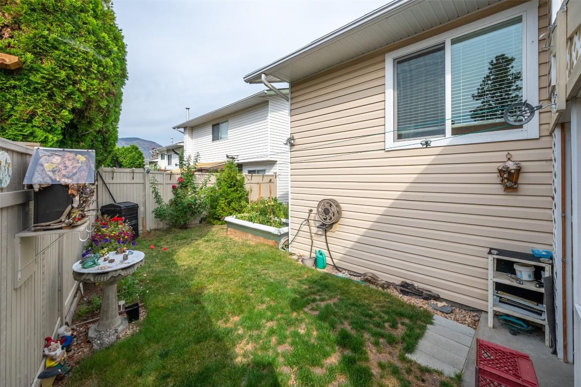109-3400 Wilson Street, Penticton, BC - Outdoor With Exterior