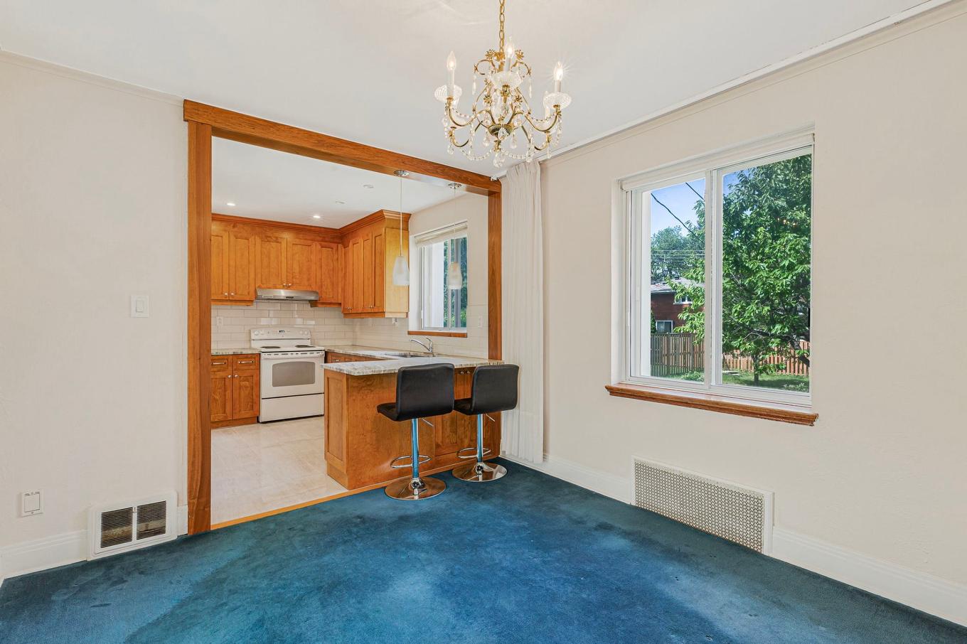 Dining room - 467 Av. Greenoch, Mont-Royal, QC - Indoor