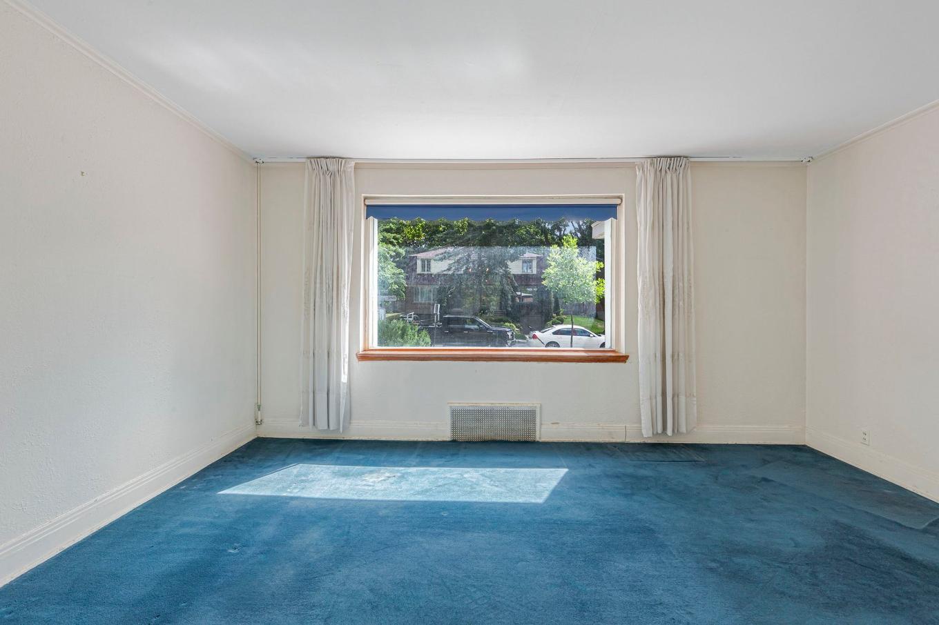 Living room - 467 Av. Greenoch, Mont-Royal, QC - Indoor Photo Showing Other Room