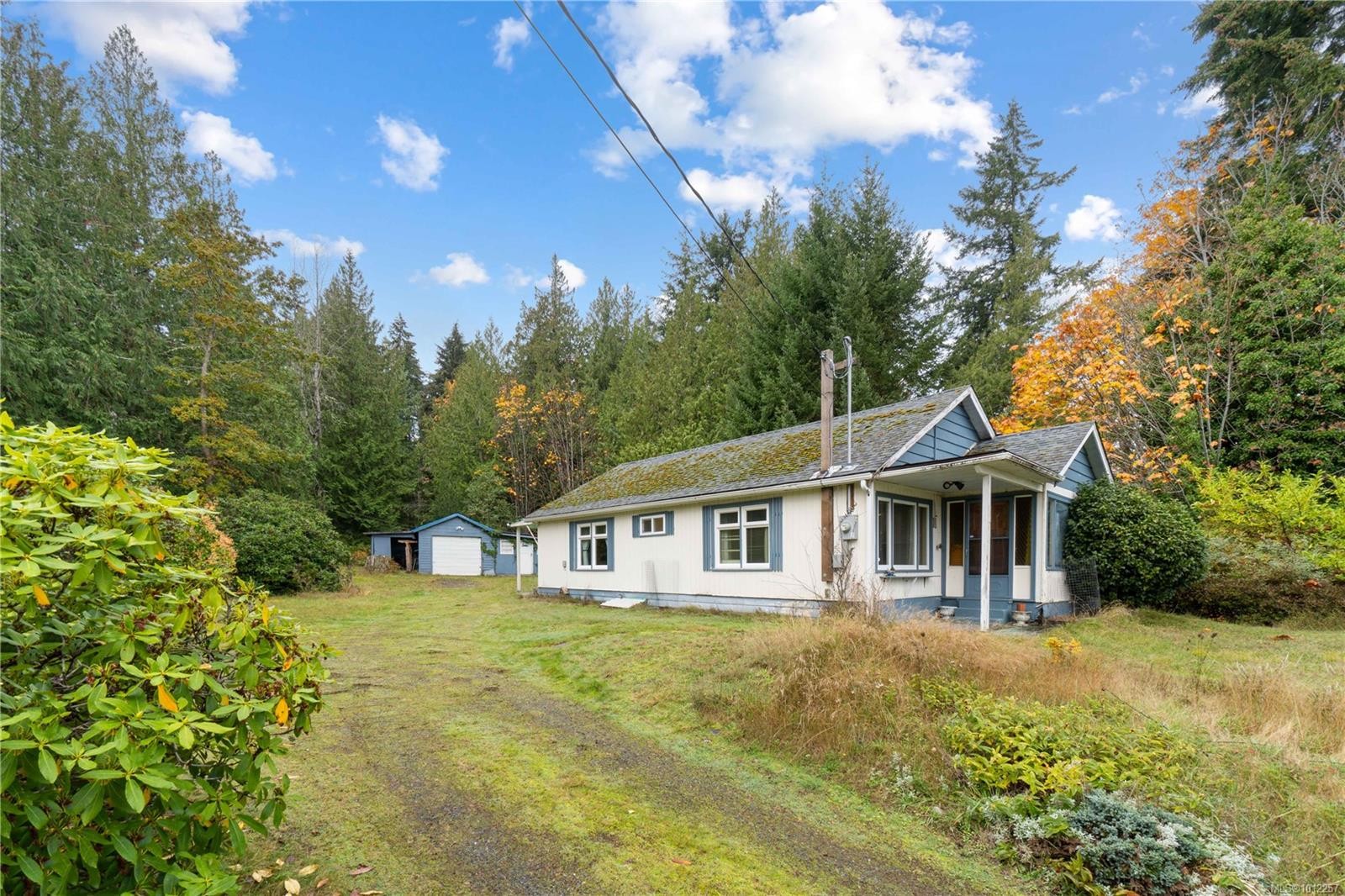 6850 Island Hwy West, Bowser, BC