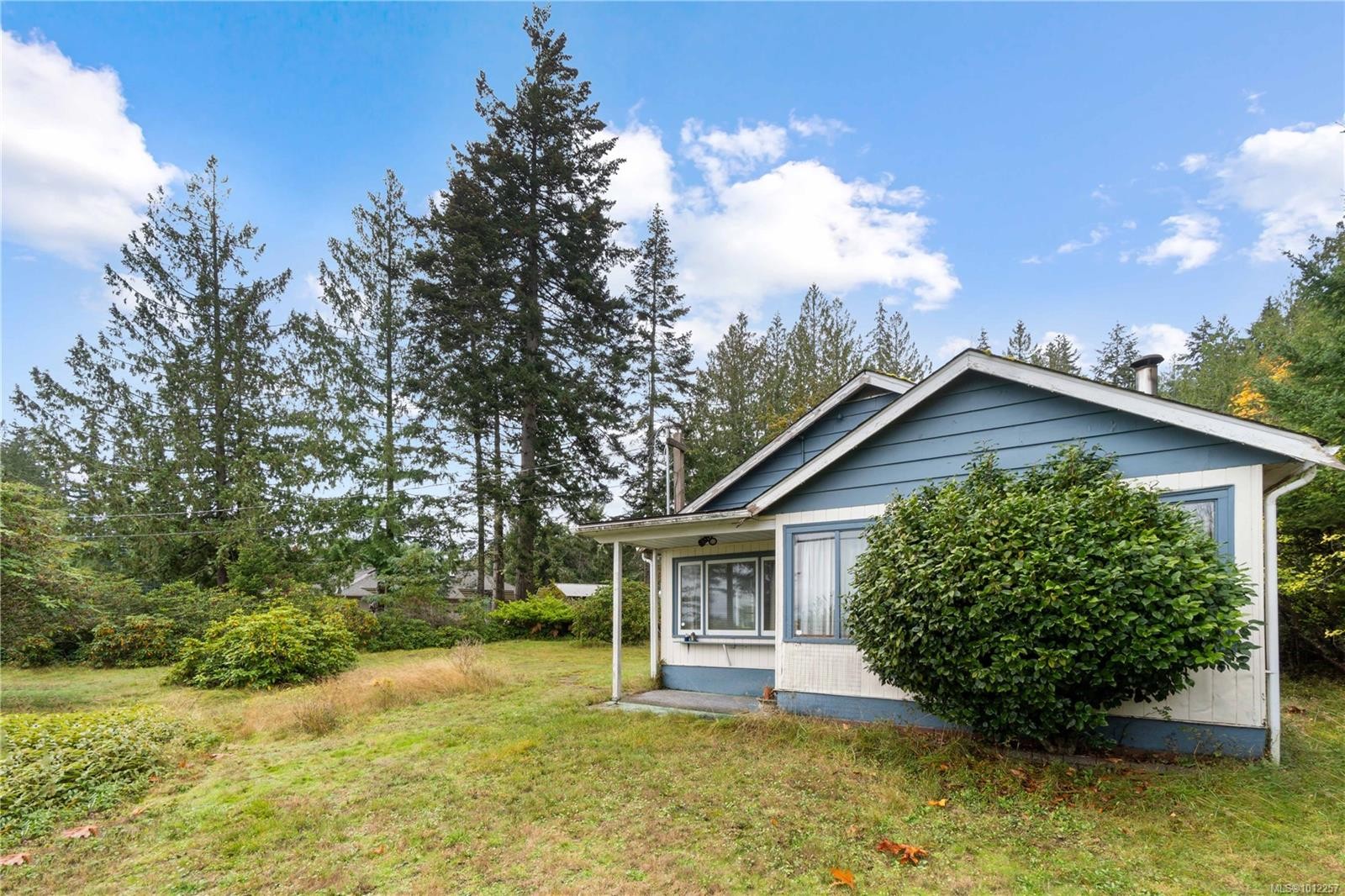 6850 Island Hwy West, Bowser, BC