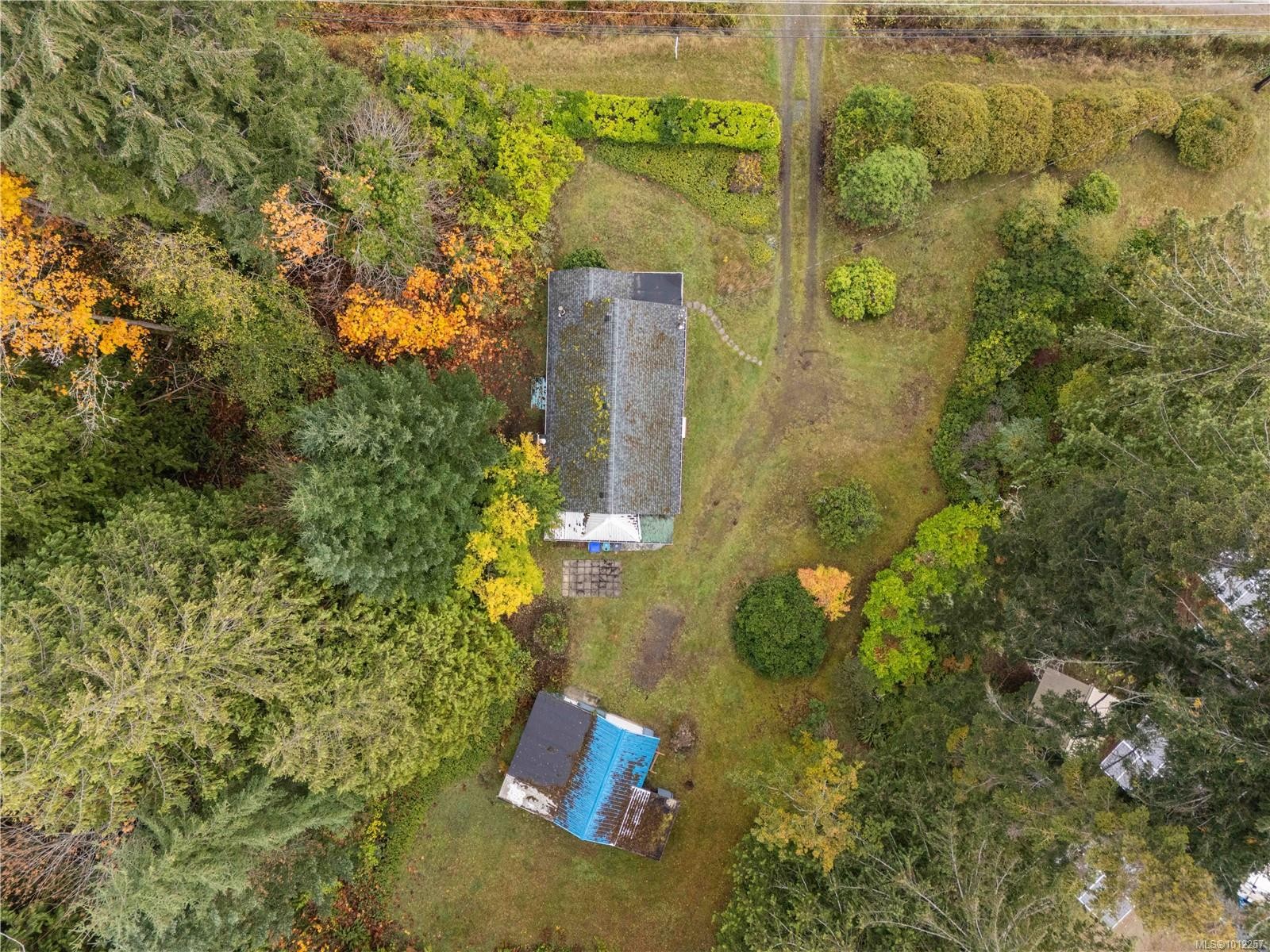 6850 Island Hwy West, Bowser, BC