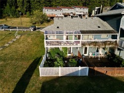38 Clark Dr Port Alice, BC V0N 2N0