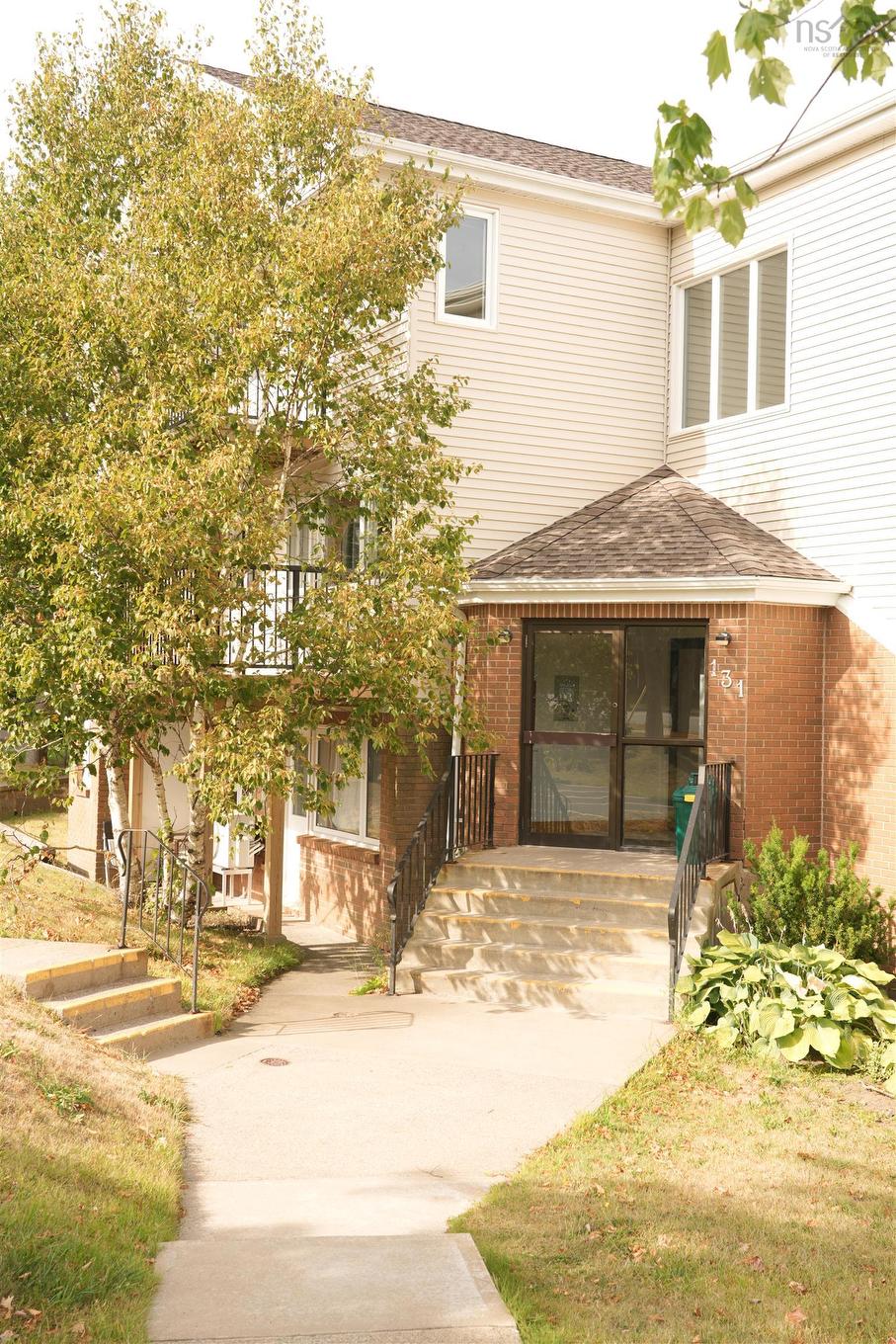 104 131 Farnham Gate Road, Halifax, NS