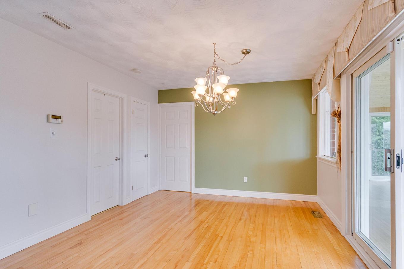 Salle à manger - 55 Rue St-Rosaire, Gatineau (Gatineau), QC - Indoor Photo Showing Other Room